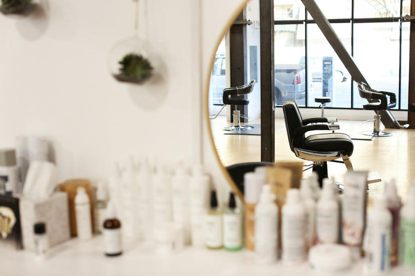 Miért a Sit&Cut forgó állvány a jövő legfontosabb barber eszköze?